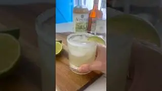 Easy Margarita Recipe with Mix 🍹