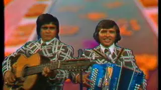 Los Cachorros de Juan Villarreal - 