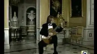 David Russell plays A.Barrios - Sueno en la Floresta