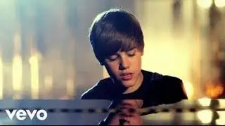 Justin Bieber   Love Me  (Official Video HD )