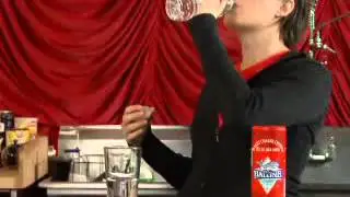 How to Soothe a Sore Throat Naturally