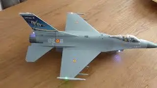 F-16 Falcon 1/32 scale as RC submarine, final lichting test