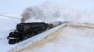 Union Pacific Big Boy 4014 Steam Locomotive In The Snow!