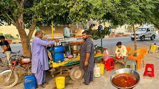 PAKISTAN’S MOST UNDERRATED Breakfast Spot 😍 | Authentic Mobile Kitchen Desi Nashta Street Food Pk 🇵🇰