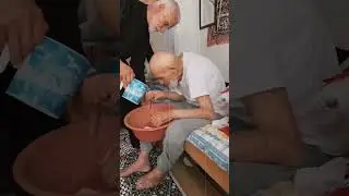 Allah ve Resûlü'ne itaatten sonra ana-babaya itaat gelir, hürmet gelir; ama unuttuk.. #shortsviral