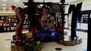Spirit Hollow | Spirit Halloween 2017