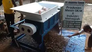 Monster Mesin Penghancur (Daur Ulang) barang bekas.