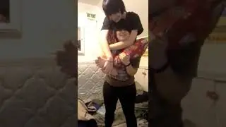 girl squat boy