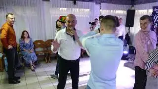 ТАНЕЦЬ З ВІНИКОМ