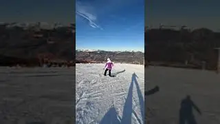 Snowboard snow Romania 2023 dec.