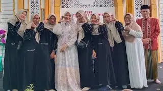 DOKUMENTASI PENAMPILAN SANTRI TPQ AL-MUNIR MELAKSANAKAN HAFLAH AKHIRUSANAH