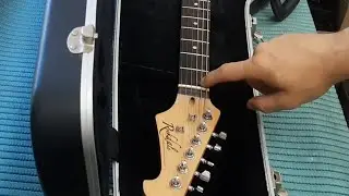 Rockdale Stratocaster. 1 серия. Замена ладов, изменение радиуса накладки.
