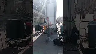 Дождь счастья на Арбате