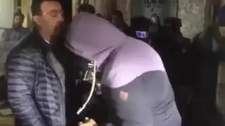 رد فعل احمد السقا بعد ضرب شاب له اضرب بايدك الاتنين يابني كواليس مسلسل ولد الغلابه