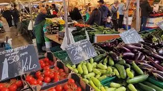 Что продают на рынке в Голландии.