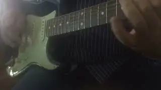 Robert Cray’ sign. Stratocaster MIM/Violet : A killer Axe!!!!!
