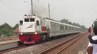 5 Kereta Api Cepat Indonesia Saat Ini