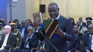 MHE. RAIS DKT. SAMIA AKIWAAPISHA VIONGOZI WATEULE IKULU DAR ES SALAAM