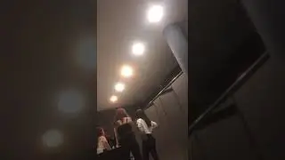 TUVALET te EFSANE Kız Kavgası!!!