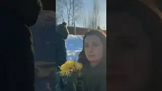 Очередь к Навальному в воскресение, на третий день после похорон 