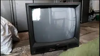 Chaika 61CTV-469DW (1997г.) - ещё на советских электронных компонентах. Разбор на драги.