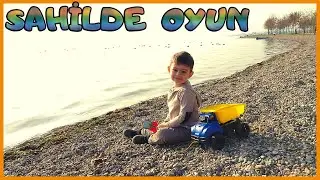 SAHİLDE TAŞ TOPLADIK , DENİZE ATTIK  l ÇOCUK VİDEOSU