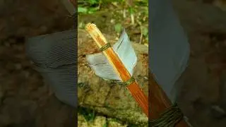 🔥Как сделать лук в лесу #выживание #bushcraft #лук