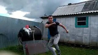 Шпагат в прыжке/прыжок Ван Дамма