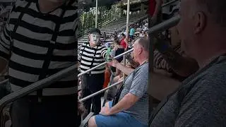 It was a long day 😂👏 Mime Seaworld Tom #seaworldmime #funny #funnymoment #tomthemime