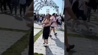 Михалина тресёт сиськами