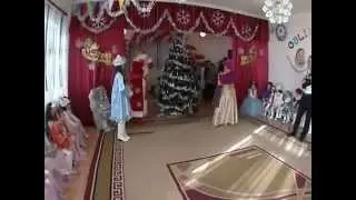 Азербайджанский Дед Мороз зажигает