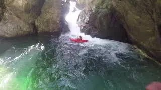 Слайд Дьявола в Италии/Devil's slide on Sorba river in Alps