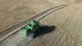 New Holland CX 8030 John deere 9560  y John deere 6210R.