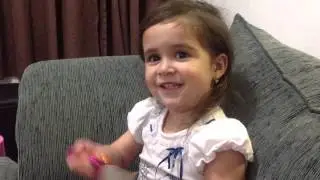 Giullia em: polegares, onde estão??