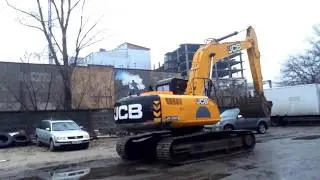 Экскаватор JCB 220