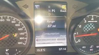 2017 Mercedes AMG GLC 43 3.0 BiTurbo Acceleration