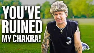 Gordon Ramsay does Yoga