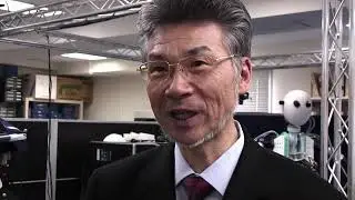 Japanese robot copies human movements