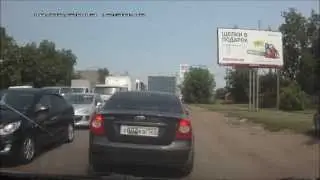 Движение  по встречке в заторе
