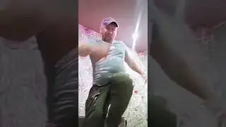 Танец моржа,или это танец дельфина ?! ну же! ну же!letsgeu или Укротанец?