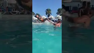 С папой в бассейне 😁 #даняхайп #юмор