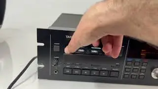 TASCAM DA-30 Digital Audio Tape Deck DAT Recorder