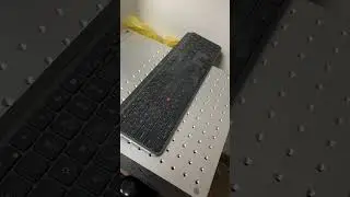 Гравировка клавиатуры logotech mx keys (получилось с 5го прохода)