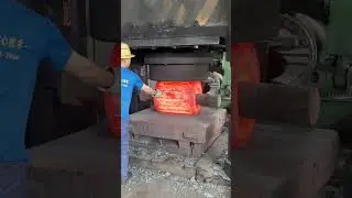 Giant forged air hammer