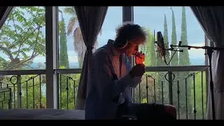 「寂しさ滲ませて」 Machine Gun Kelly - In These Walls 和訳
