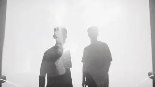 Metrik & Grafix  - Parallel VIP