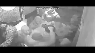Саакашвили опубликовал видео задержания...