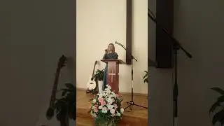 эта песня парит высоко