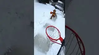 Freddy Fazbear Basketball dunk vine boom meme