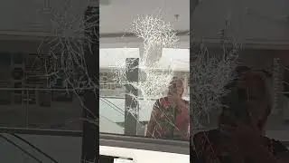 техника трещины на стекле..85 тыс.штука..Галерея Краснодар.